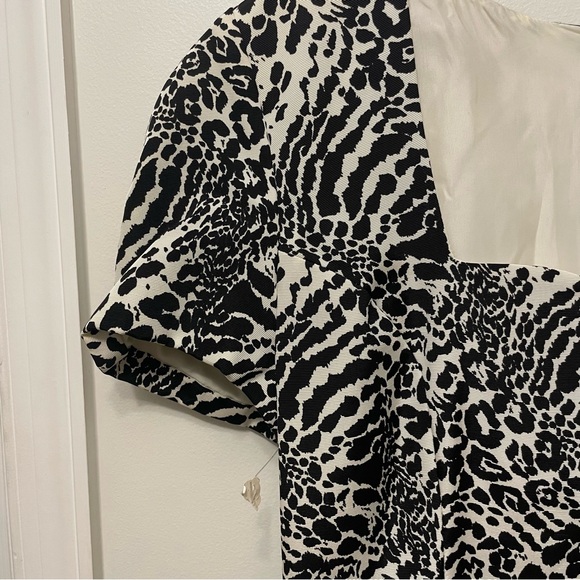 NWOT Carolina Herrera Dress - Picture 5 of 11